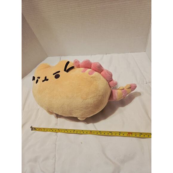 Gund Stuffed Pusheen Cat 13" Strawberry Banana Pusheenosaurus Preowned with Tag - Picture 2 of 8
